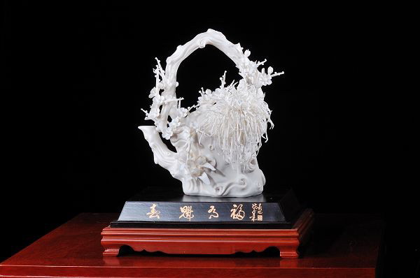 �ɻ��������и���