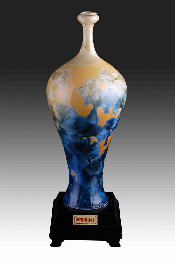 ����ʯ�ԡ�����ƿ