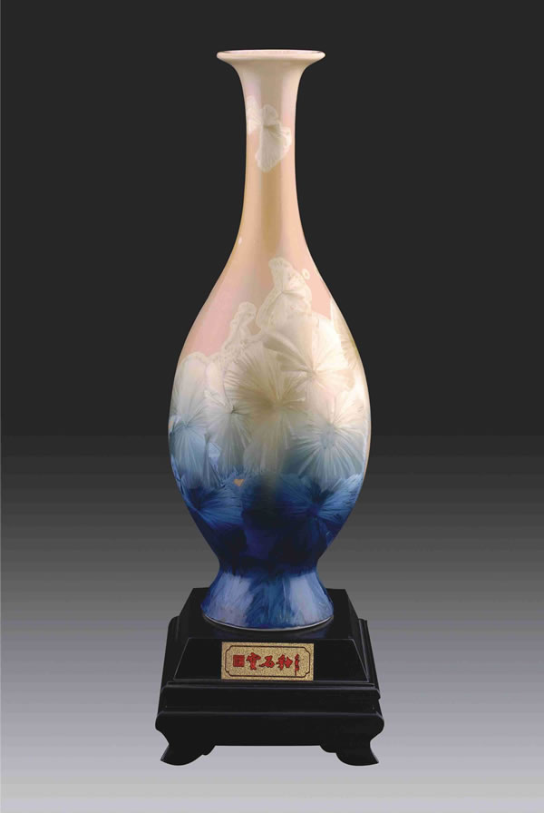 ��ʯ�ԡ�����ƿ��